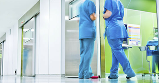 מנהלת מחלקת מיון ילדים ונוער בלניאדו תיכוניסטיות נכנסות להיריון