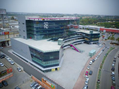 מרכז העיצוב והבילוי החדש של נתניה SOHO. צילום: קובי לחמיש